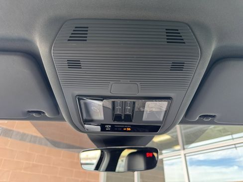 Used 2022 Audi Q4 e-tron Premium Plus w/ Premium Plus image 28