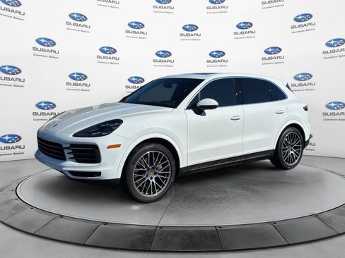 Used 2020 Porsche Cayenne S AWD/4WD image 2