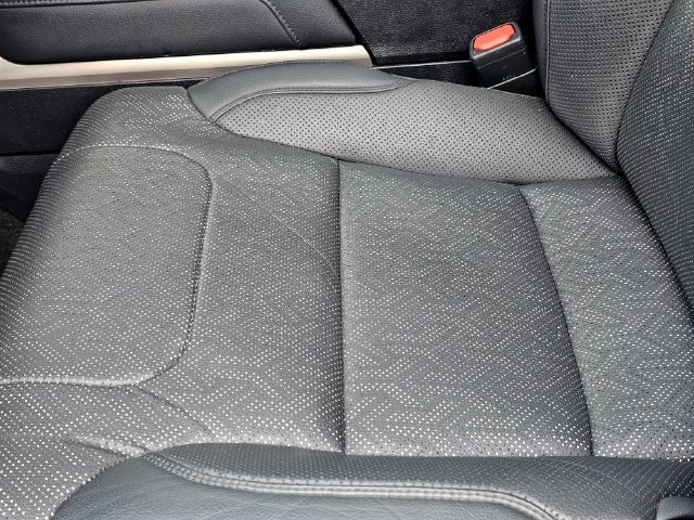 Used 2023 Toyota Tundra Limited w/ Power Package AWD/4WD image 19