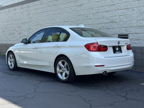 Used 2015 BMW 320i Sedan RWD image 2