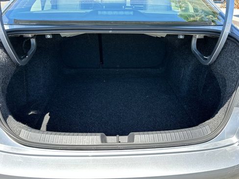 Used 2025 Volkswagen Jetta SE w/ Sunroof Package FWD image 23