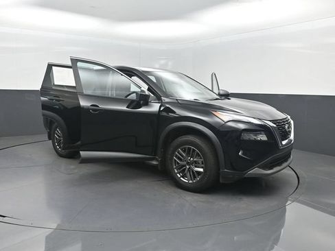 Used 2023 Nissan Rogue S FWD image 36