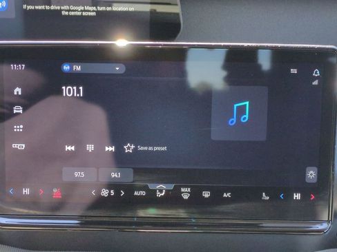 Certified 2025 Ford Expedition Active image 21