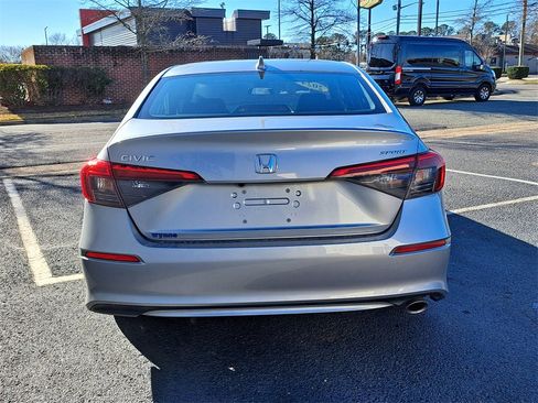 Used 2024 Honda Civic Sport image 5