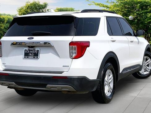 Used 2020 Ford Explorer XLT w/ Equipment Group 202A RWD image 6
