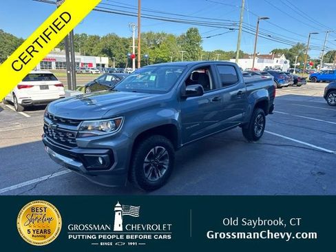 Used 2022 Chevrolet Colorado Z71 AWD/4WD image 4