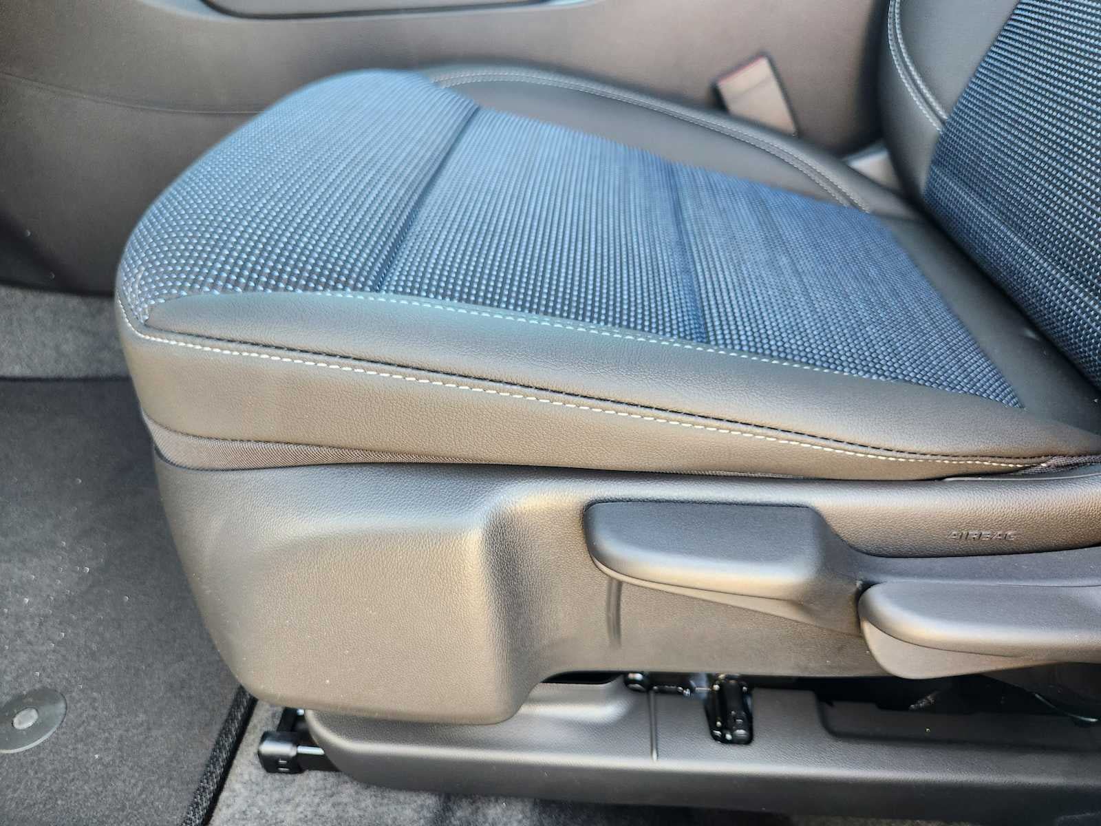 New 2026 Buick Envista Preferred FWD image 9