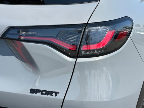Certified 2024 Honda HR-V Sport image 29