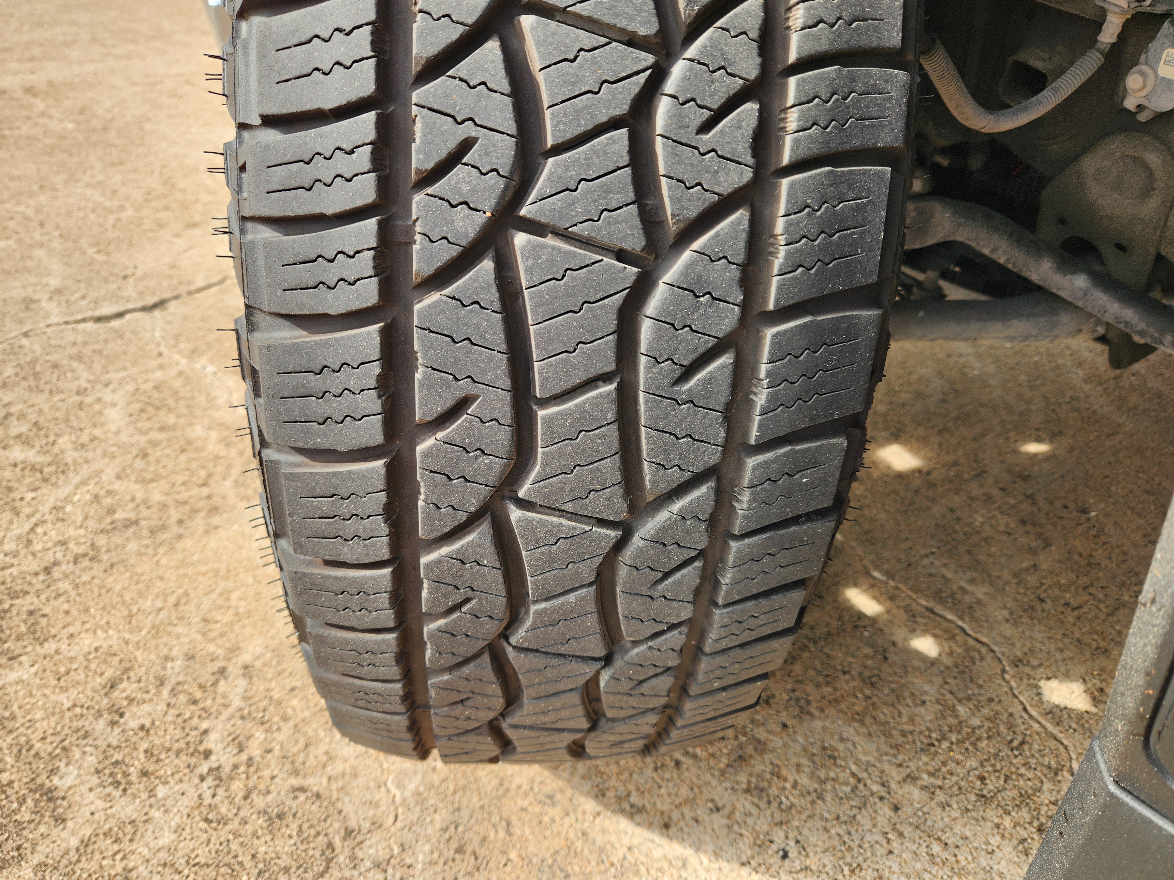 Used 2020 GMC Sierra 1500 SLT RWD image 11