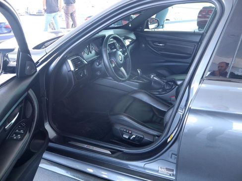 Used 2017 BMW M3 RWD image 14
