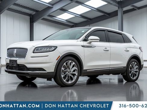 Used 2022 Lincoln Nautilus Reserve w/ Equipment Group 201A image 1