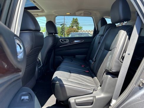 Used 2013 INFINITI JX35 AWD w/ Premium Pkg image 21