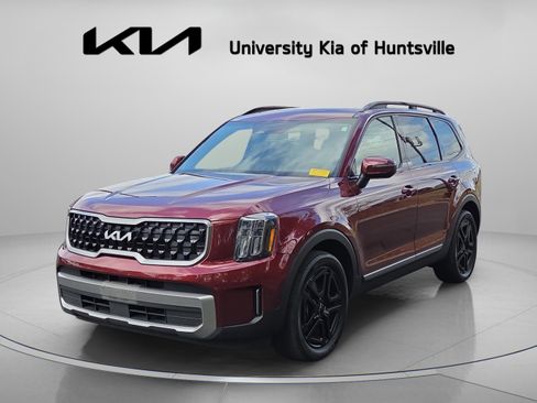 Used 2023 Kia Telluride EX X-Line image 3