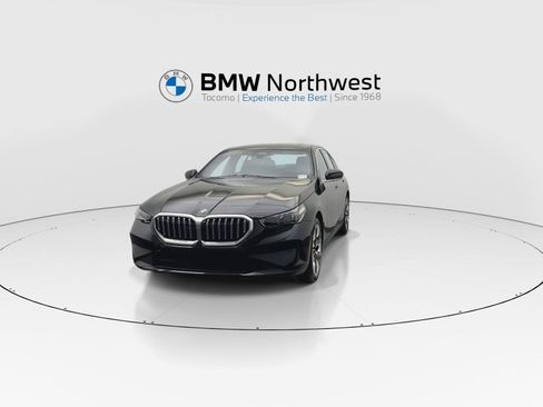 New 2027 BMW 530i xDrive w/ Premium Package AWD/4WD image 8