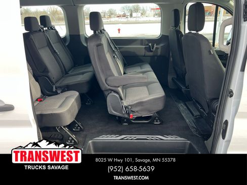 Used 2024 Ford Transit 350 XLT image 5