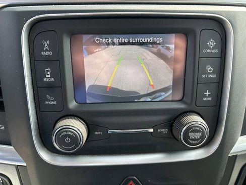 Used 2024 RAM 1500 Classic SLT image 30