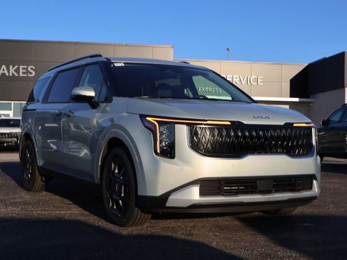 New 2026 Kia Carnival EX image 1