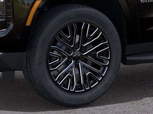 New 2025 Chevrolet Suburban Premier image 9