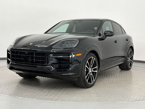 New 2026 Porsche Cayenne GTS AWD/4WD image 1