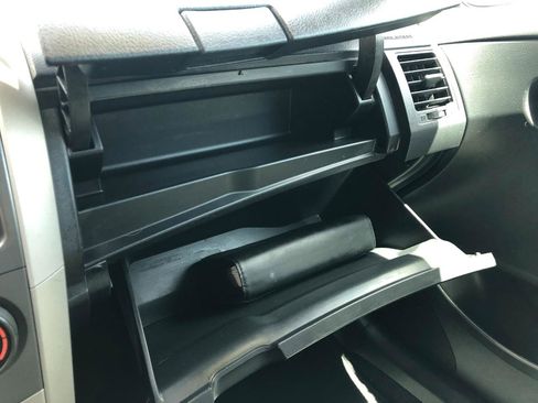 Used 2013 Toyota Corolla LE FWD image 27