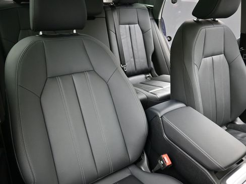 Certified 2025 Audi Q5 Premium Plus w/ Premium Plus image 15