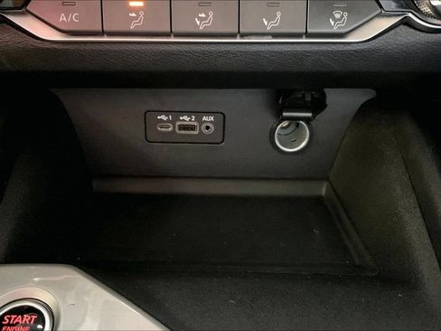 Used 2025 Nissan Altima 2.5 SV FWD image 17