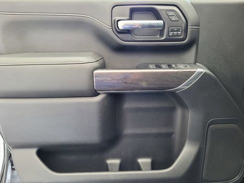 Used 2020 Chevrolet Silverado 3500 LTZ w/ LTZ Convenience Package image 22