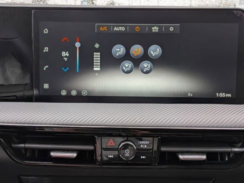 New 2026 Nissan Kicks SR FWD image 21