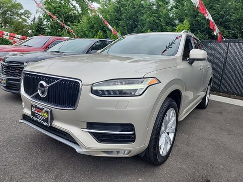 Used 2017 Volvo XC90 T6 Momentum w/ Vision Package AWD/4WD image 1