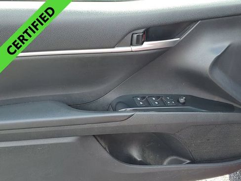 Used 2019 Toyota Camry LE FWD image 20