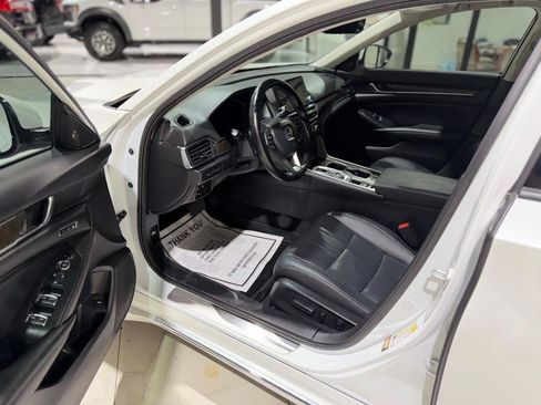 Used 2022 Honda Accord Touring image 15