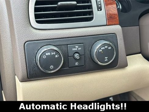 Used 2014 Chevrolet Tahoe LTZ image 7