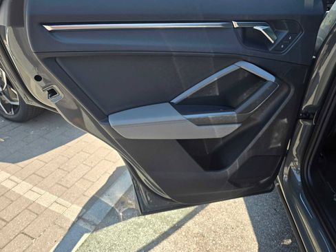 New 2025 Audi Q3 2.0T Premium image 19
