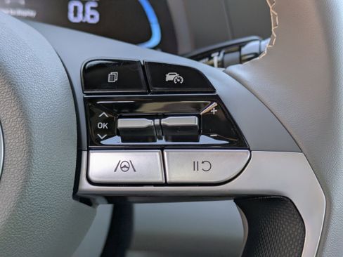 New 2026 Hyundai Elantra Sport image 23