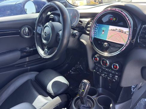 Used 2023 MINI Cooper S FWD image 28
