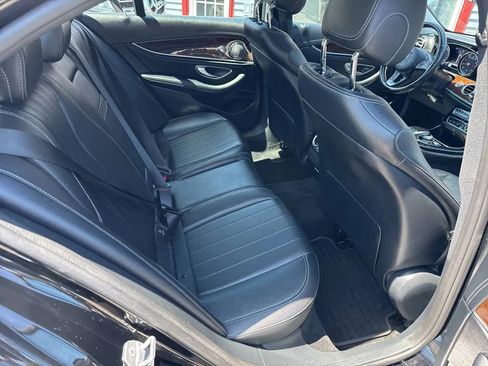 Used 2017 Mercedes-Benz E 300 E 300 4MATIC Sedan 4D image 24