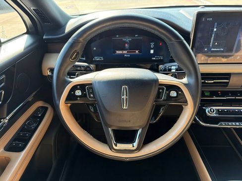 Used 2023 Lincoln Corsair Reserve w/ Jet Appearance Package FWD image 22