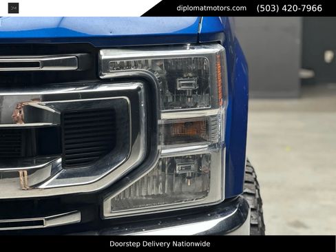 Used 2022 Ford F250 XLT w/ FX4 Off-Road Package image 12