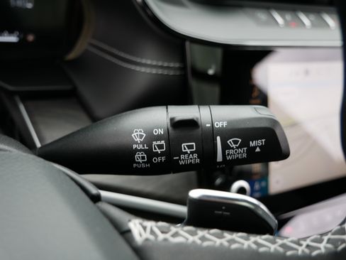 New 2026 Jeep Grand Cherokee L Limited image 21