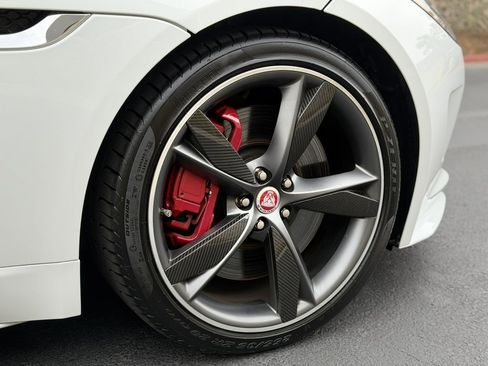 Used 2016 Jaguar F-TYPE R AWD/4WD image 14