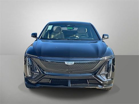 New 2026 Cadillac Lyriq V image 12
