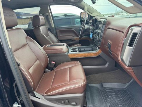 Used 2015 Chevrolet Silverado 2500 High Country w/ Duramax Plus Package image 7