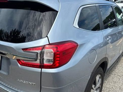 Used 2024 Subaru Ascent Premium w/ Convenience Package AWD/4WD image 5