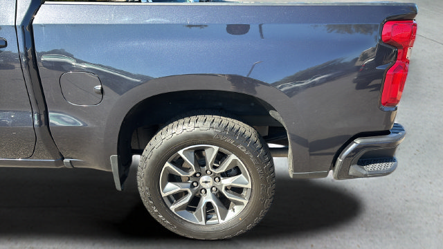 Used 2022 Chevrolet Silverado 1500 RST AWD/4WD image 40