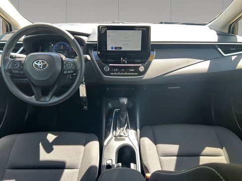 Used 2026 Toyota Corolla LE FWD image 12