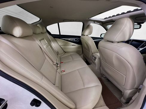 Used 2017 INFINITI Q50 3.0t Premium w/ 3.0T Premium Plus Package RWD image 34