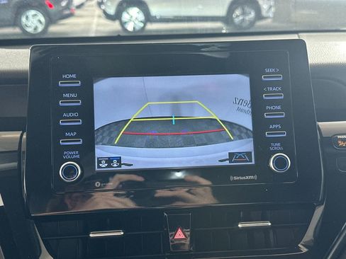 Used 2023 Toyota Camry SE w/ Convenience Package image 5