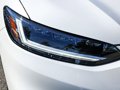 Used 2025 Honda HR-V LX image 19