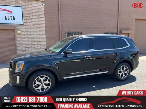 Used 2022 Kia Telluride EX image 2