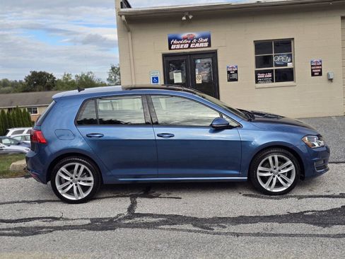 Used 2017 Volkswagen Golf SEL image 3